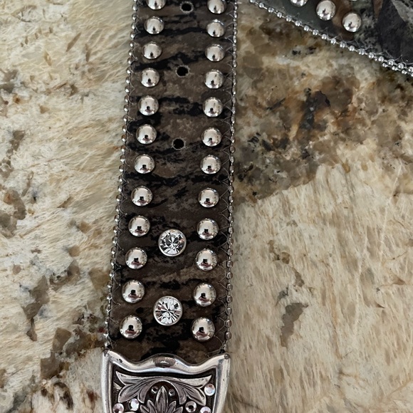 Nocona Camo blinged belt - Picture 3 of 5